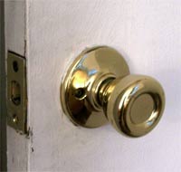 Chicago Door Knob Installer